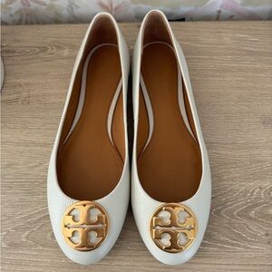 Tory Burch white flats worn once